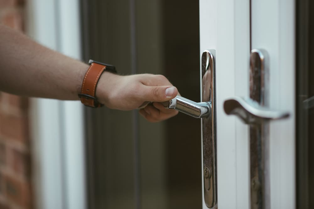 Estas son las tendencias en tiradores y pomos para las puertas de tu hogar